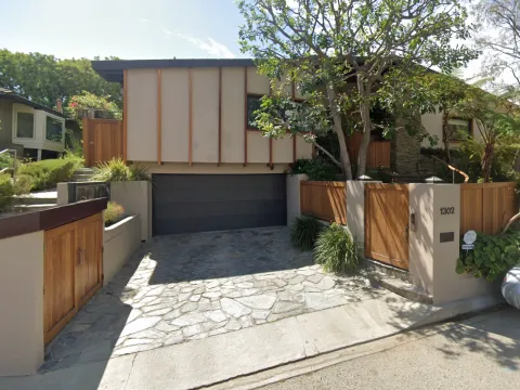 Devlin Drive - Modern mid-century residence above the Sunset Strip